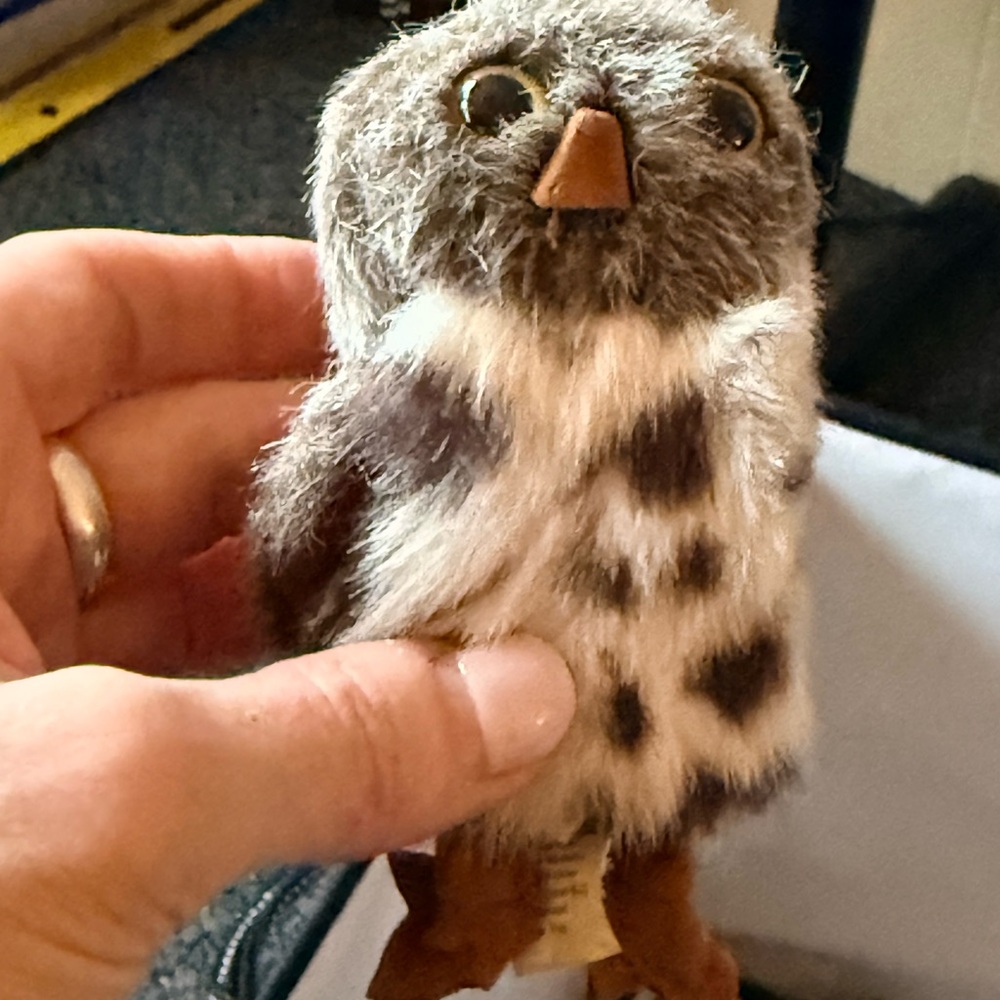 Folkmanis finger puppet Plush Owl Toy - Gray and Brown